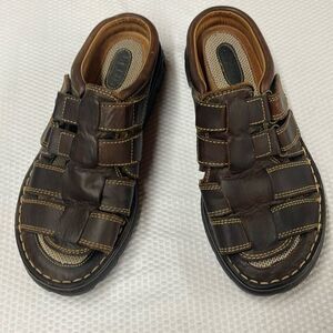 Born Brown Leather Sandals with Durable Design